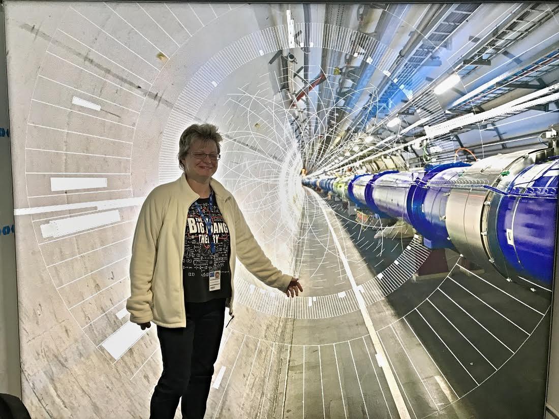 Rita Chalupníková, učitelka matematiky a fyziky na Gymnáziu Mozartova v Pardubicích na stáži v CERNu