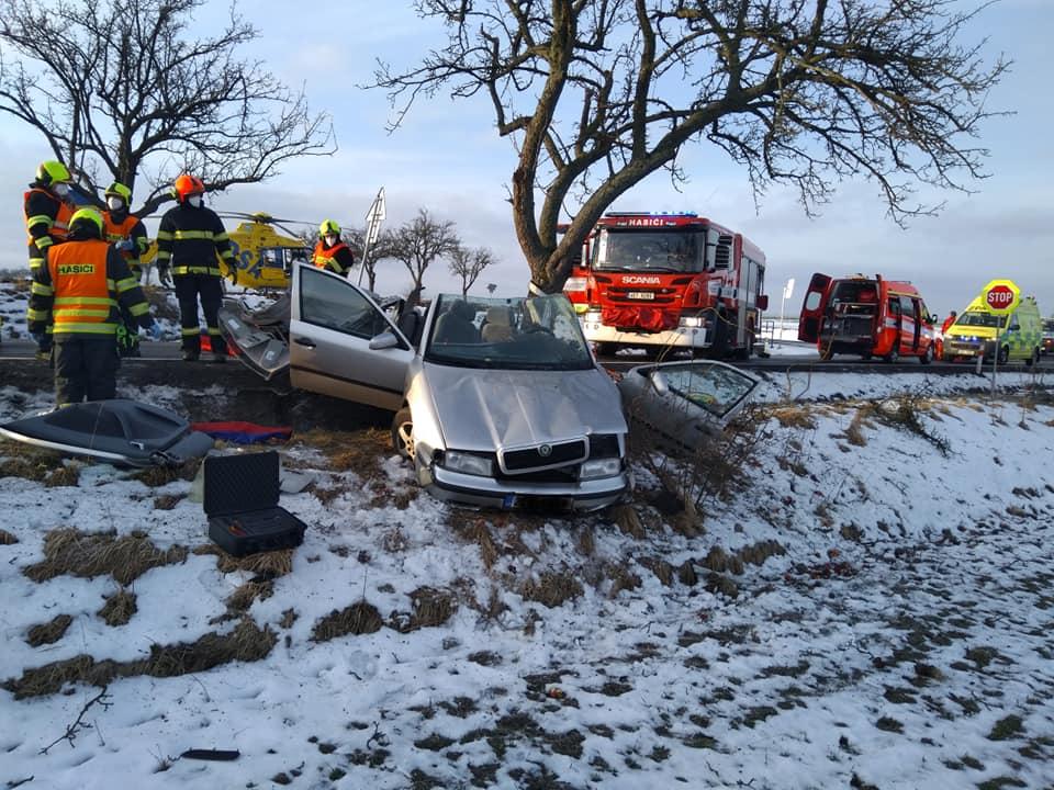 Dopravní nehoda u obce Honbice Foto: Hasiči Hrochův Týnec