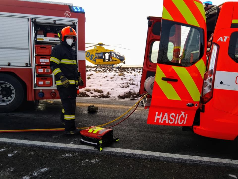 Dopravní nehoda u obce Honbice Foto: Hasiči Hrochův Týnec