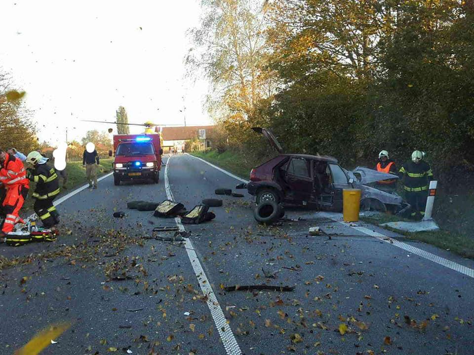 Smrtelná nehoda uzavřela silnici I/35 Vysoká u Holic