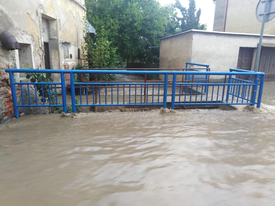 Zaplavený Domov pro seniory Heřmanův Městec / Foto: SDH Slatiňany