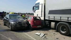 Těžká nehoda na obchvatu Chrudimi zablokovala silnici na několik hodin