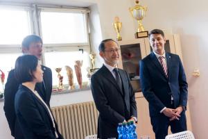 Pardubice minulý týden přivítaly japonského velvyslance