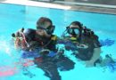 Studenti záchranáři absolvují potápěčský kurz