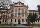 Gymnázium v Poličce má novou střechu, vyměněná okna a zlepšené vytápění